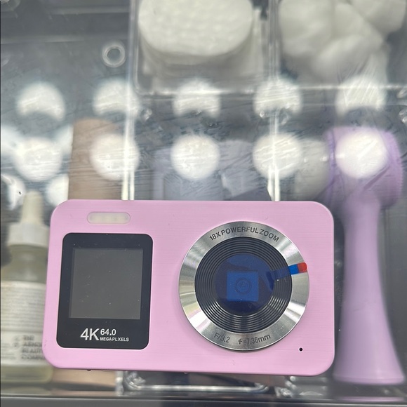 Pink Digital Camera - Picture 2 of 4